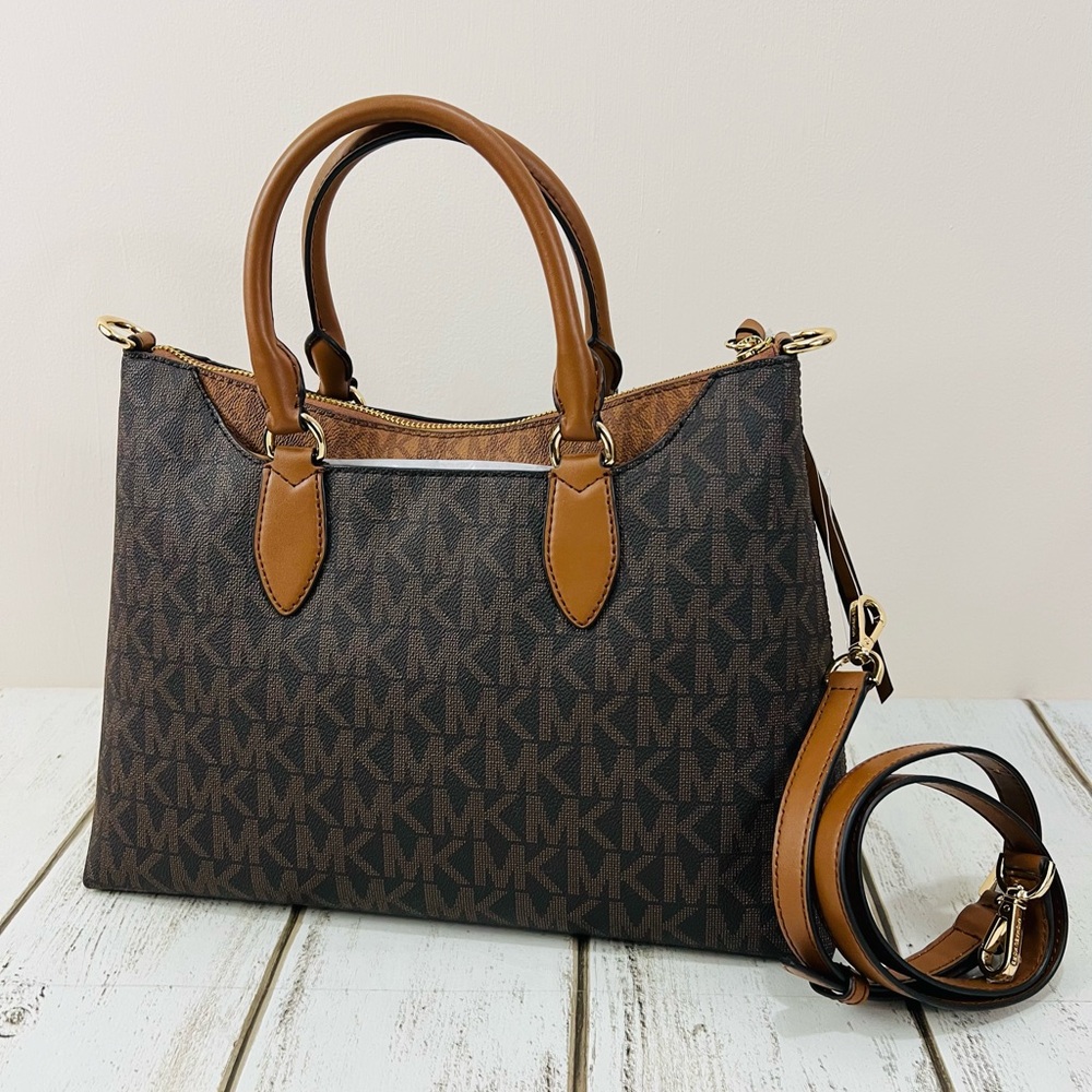 Michael Kors Signature Logo Austen Medium Satchel Bag Purse - Picture 2 of 11